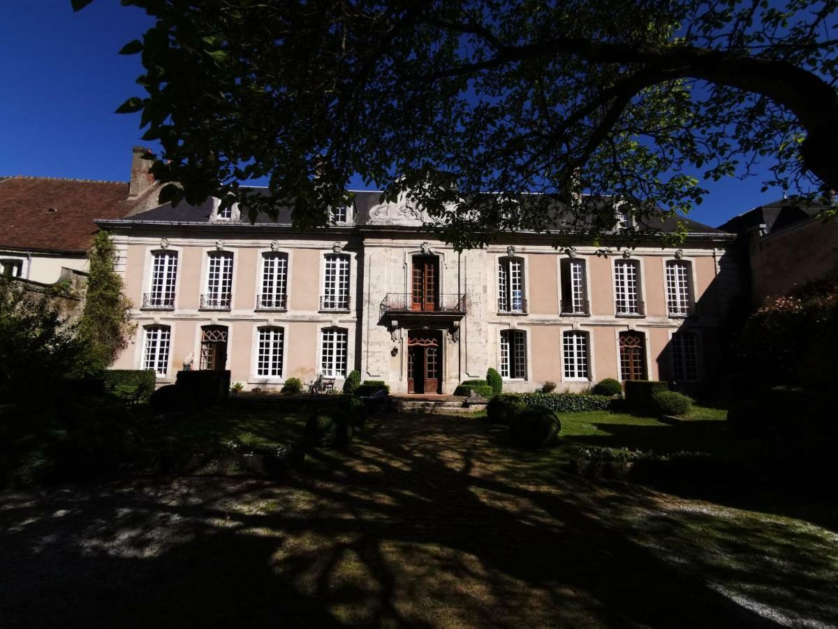 Hotel Des Tailles Mortagne-au-Perche Exteriör bild